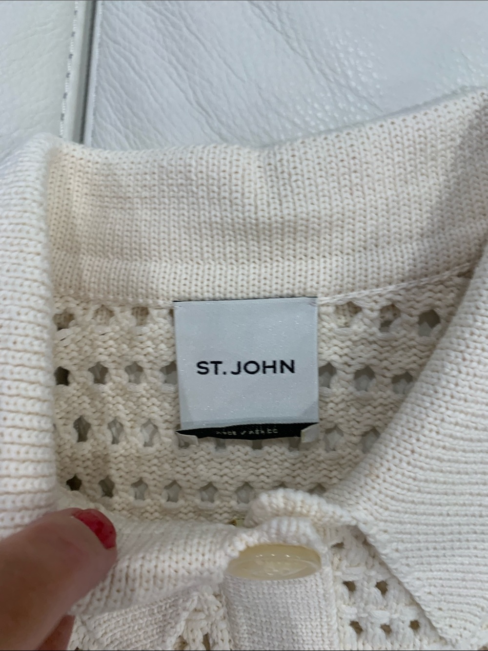 St. John Cream Openwork Crochet Set w slip. Size 8. Worn once - Picture 6 of 11